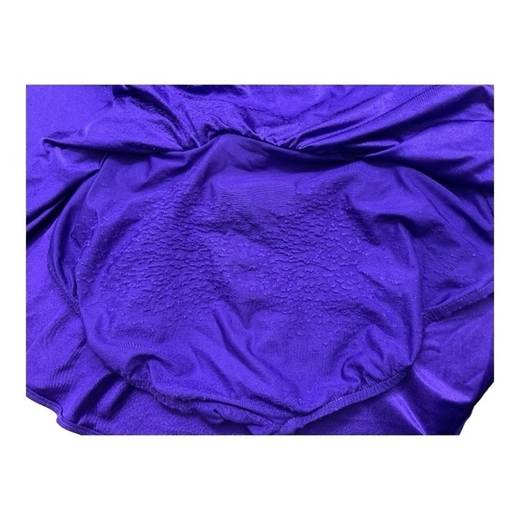 Vintage 80s/90s Rose Marie Reid Purple Blue
Abstract One Oiece Swimsuit - Picture 4 of 12